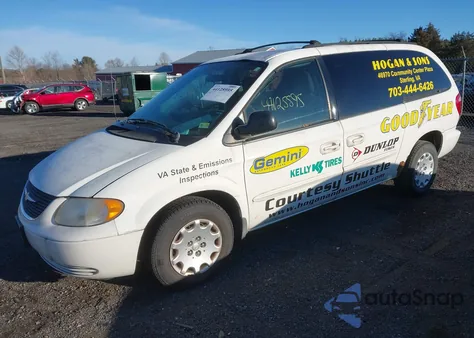 2003 Chrysler Town & Country z USA, uszkodzony, nr VIN 2C8GP24313R272348